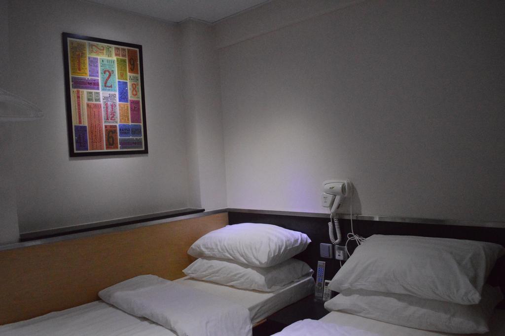 Modern Inn Hong Kong Extérieur photo