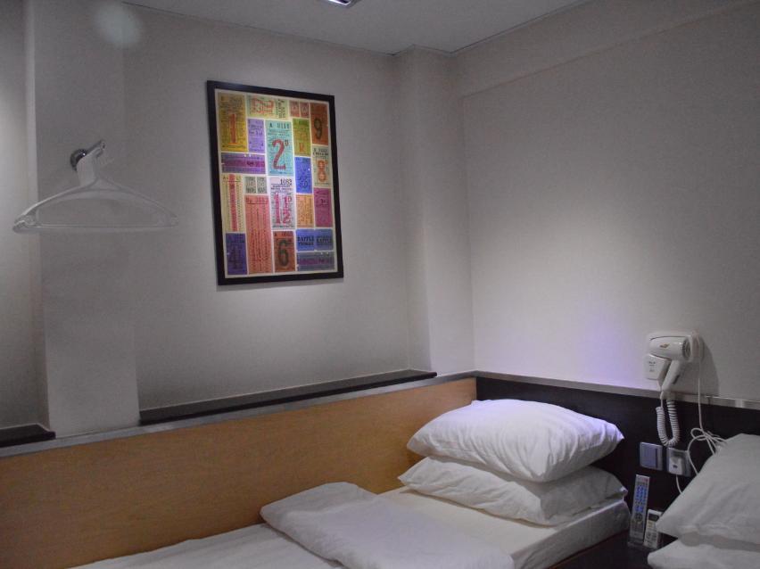 Modern Inn Hong Kong Extérieur photo